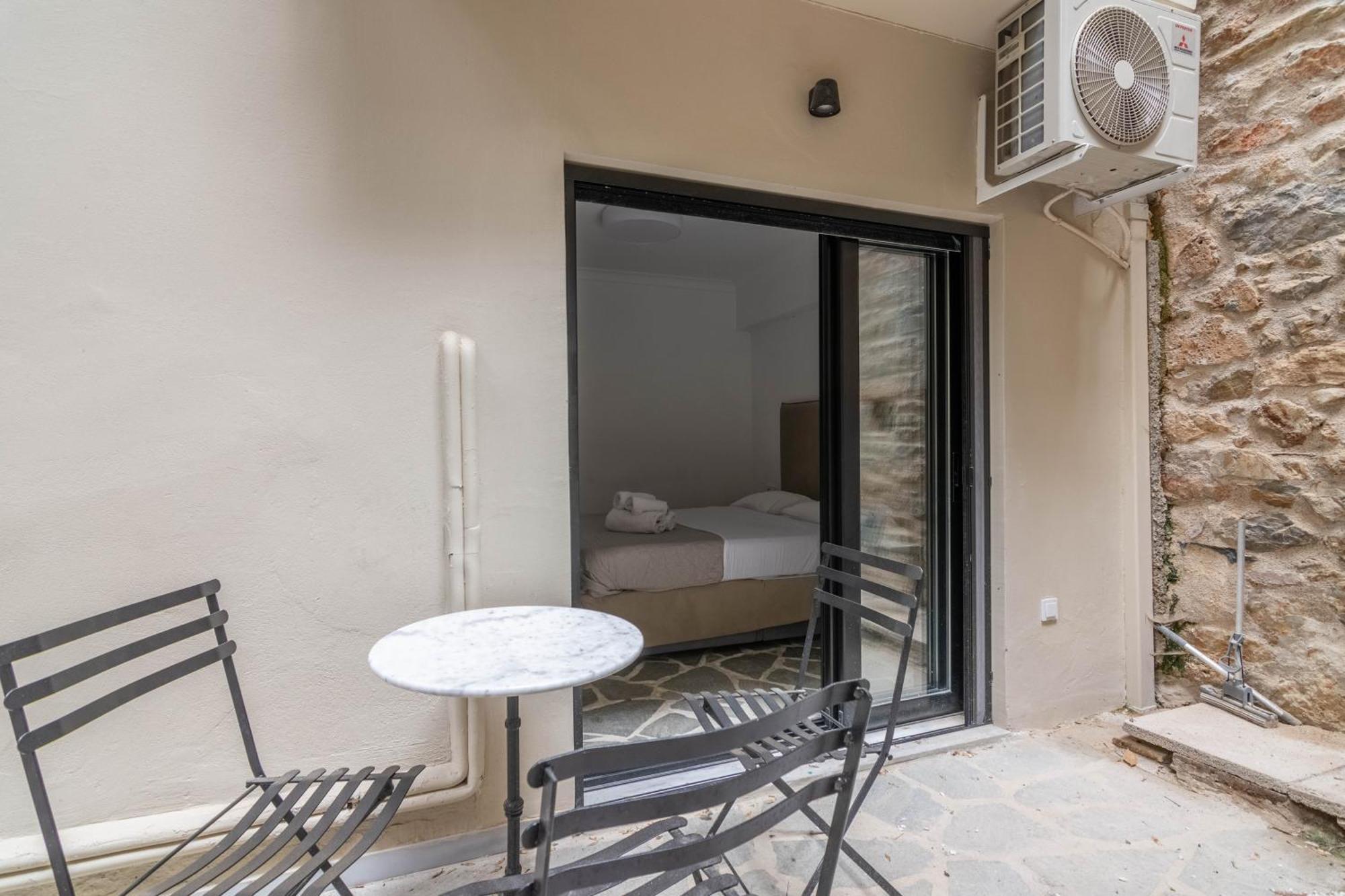 Aris In Kolonaki Apartment Athens Bilik gambar